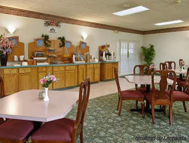 Super 8 By Wyndham Hotel 2*